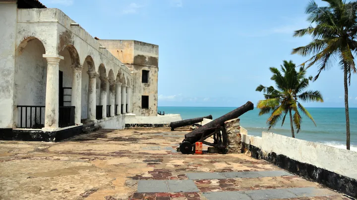 Historie & Slavernij verleden van Ghana
